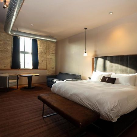 The Iron Horse Hotel (Adults Only) Milwaukee Exterior photo