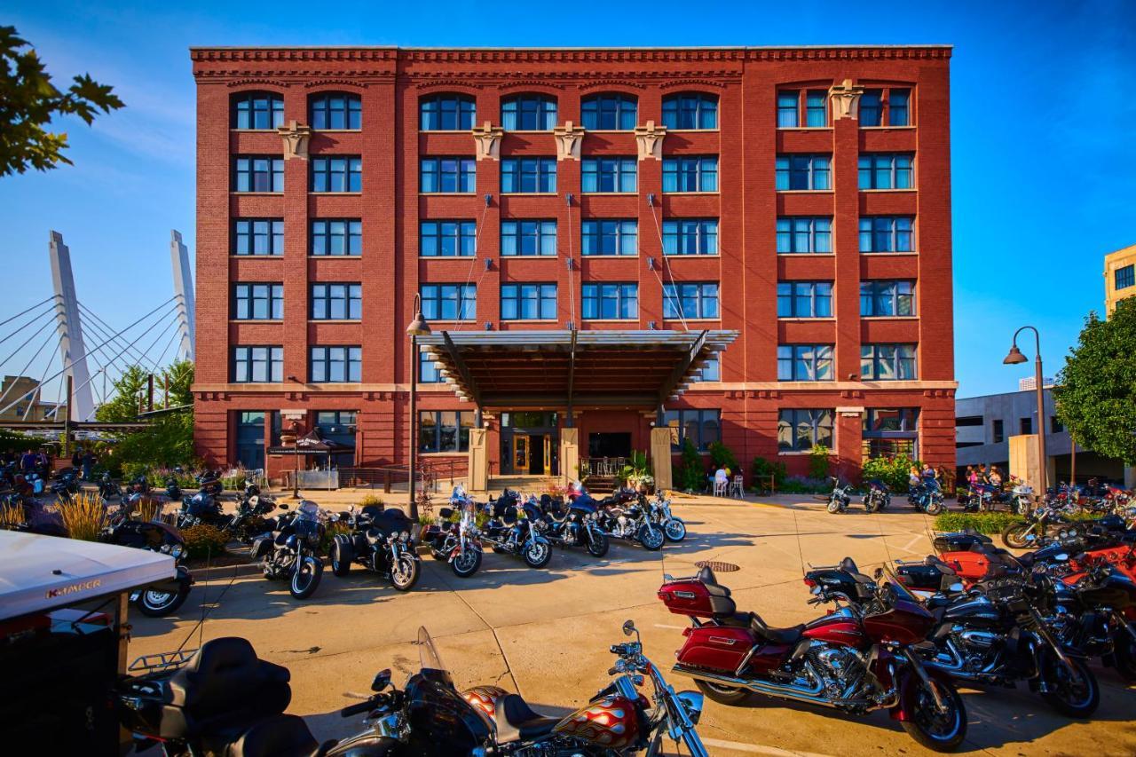 The Iron Horse Hotel (Adults Only) Milwaukee Exterior photo